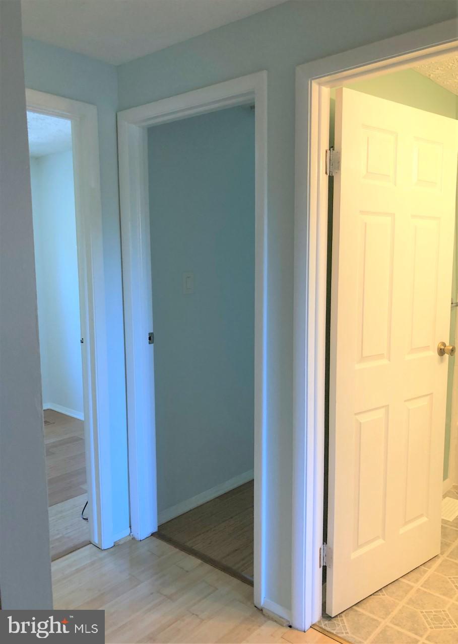 GUNNERS LAKE VILLAGE - Residential