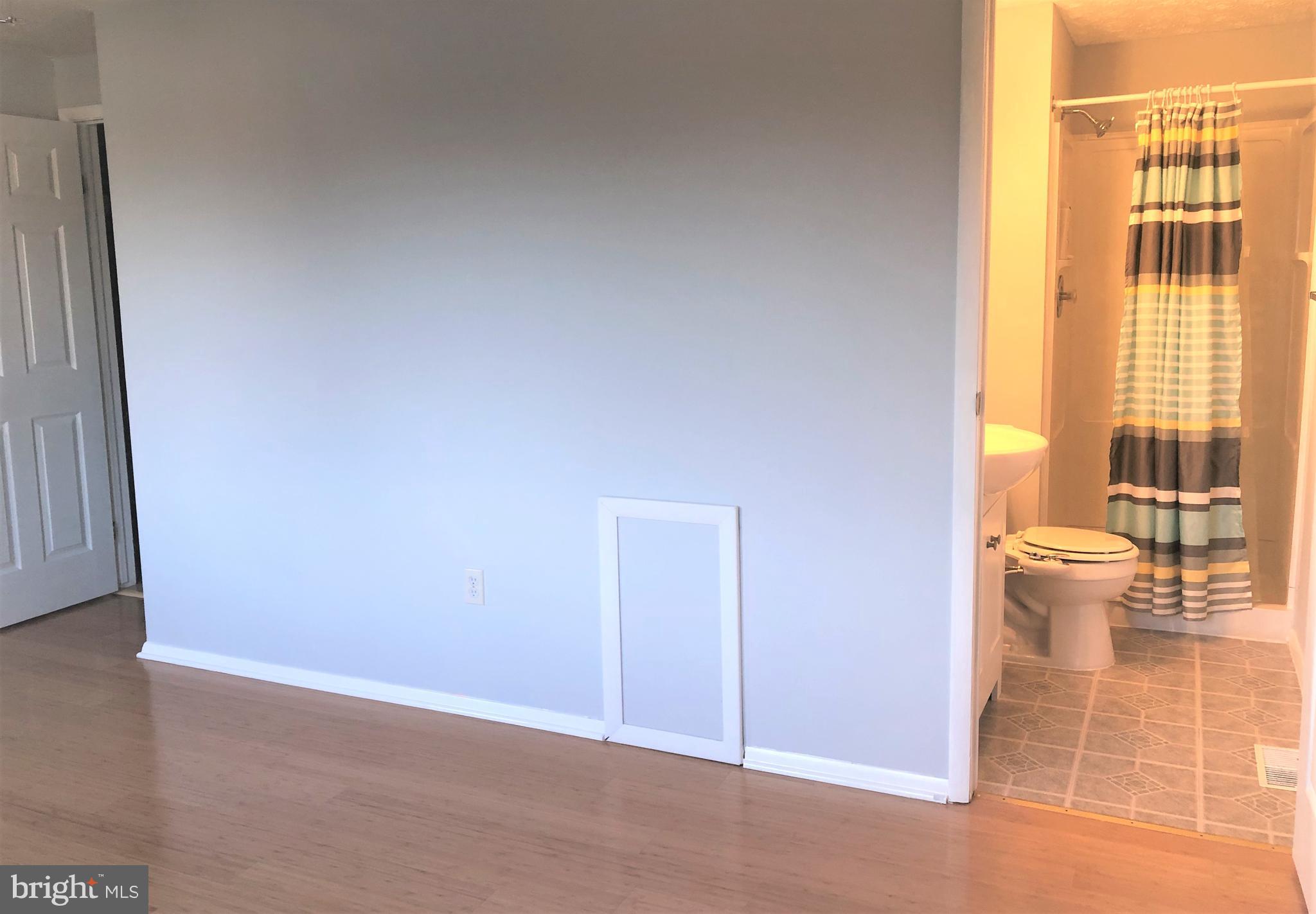 GUNNERS LAKE VILLAGE - Residential