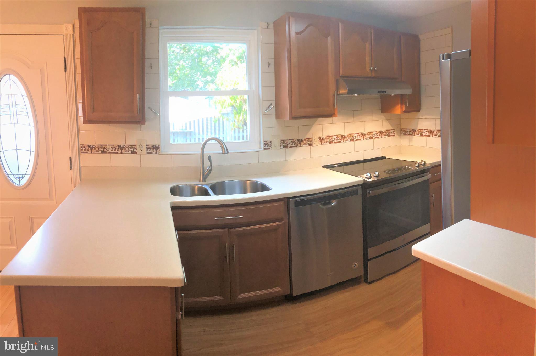 GUNNERS LAKE VILLAGE - Residential