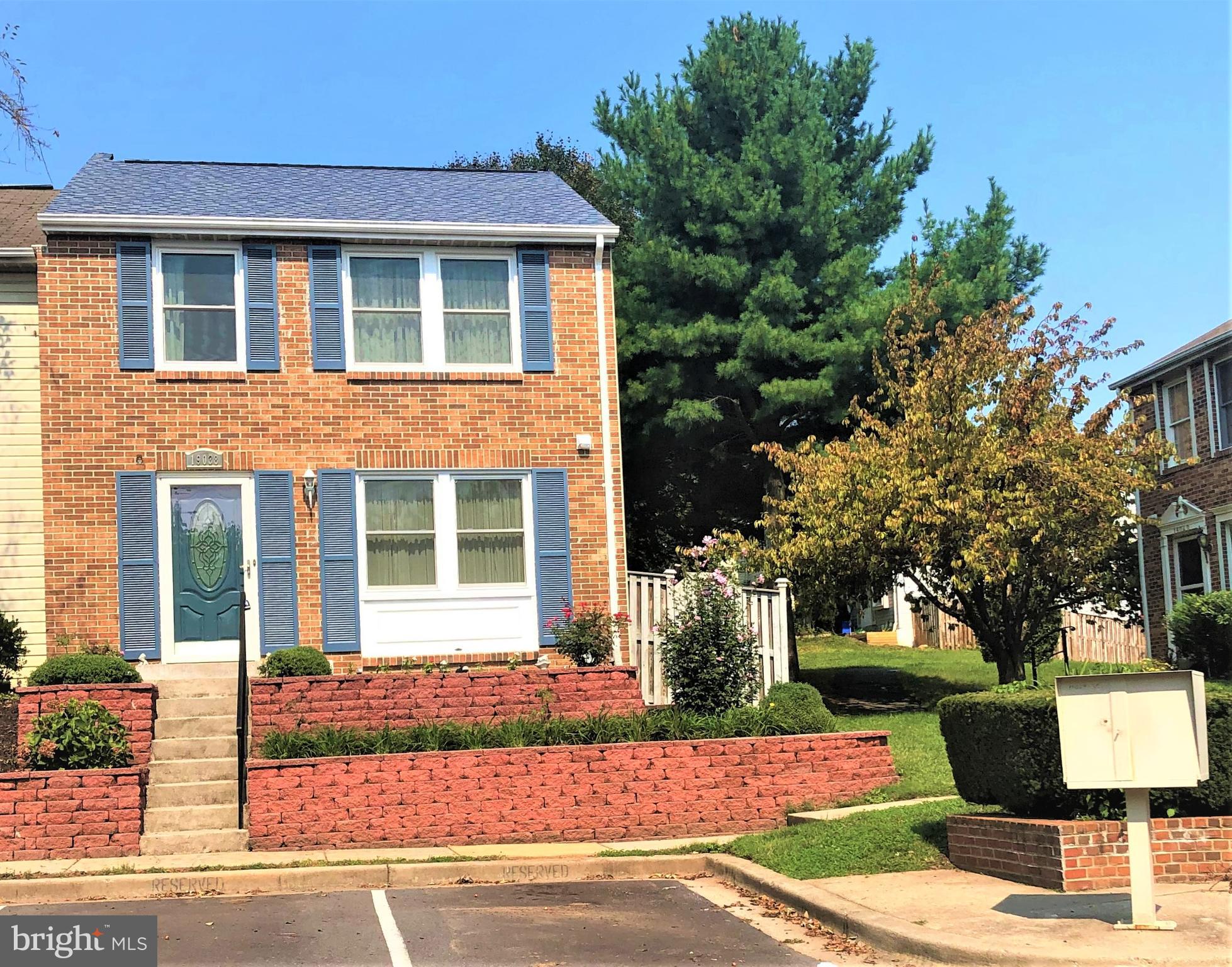 GUNNERS LAKE VILLAGE - Residential