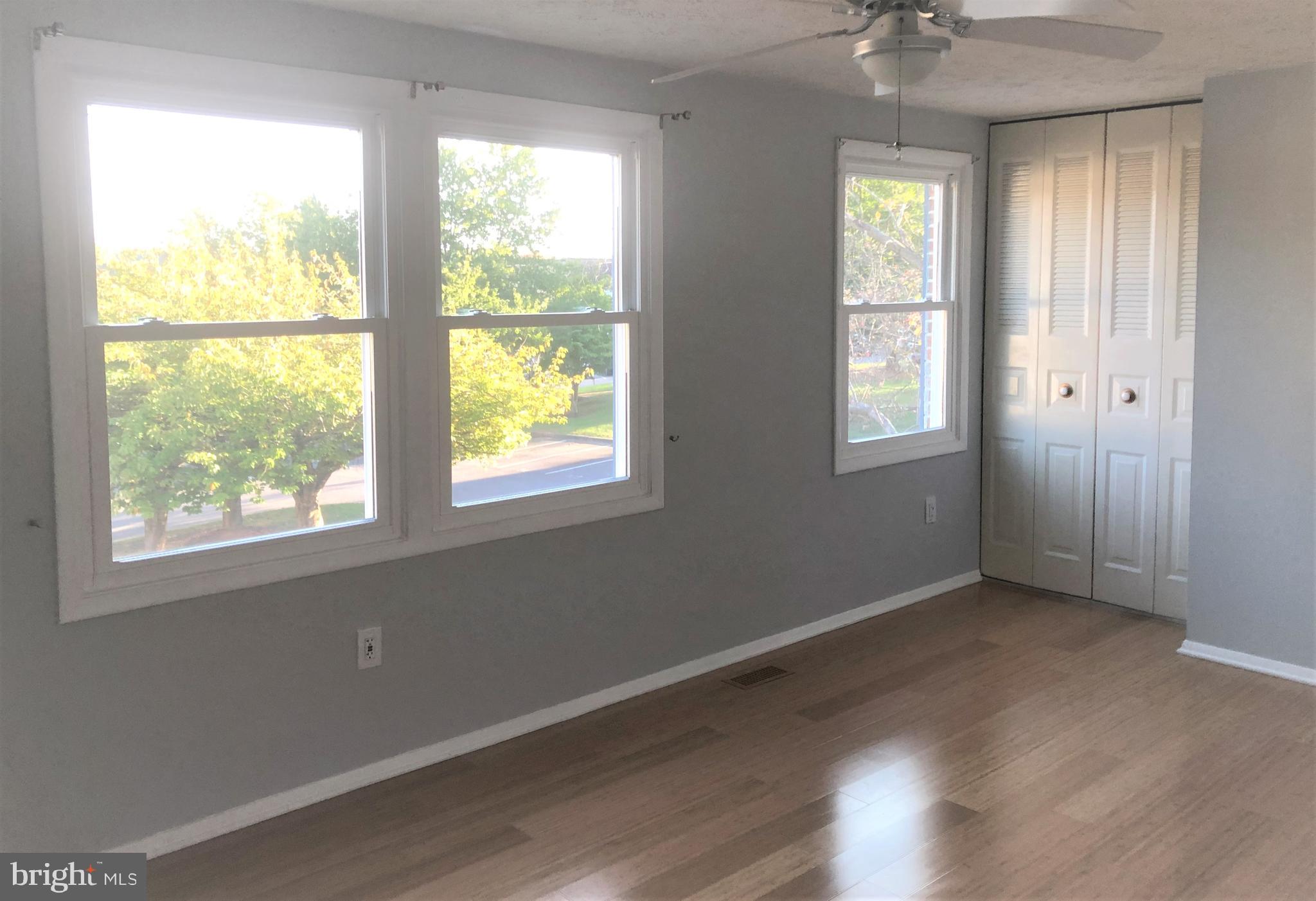 GUNNERS LAKE VILLAGE - Residential