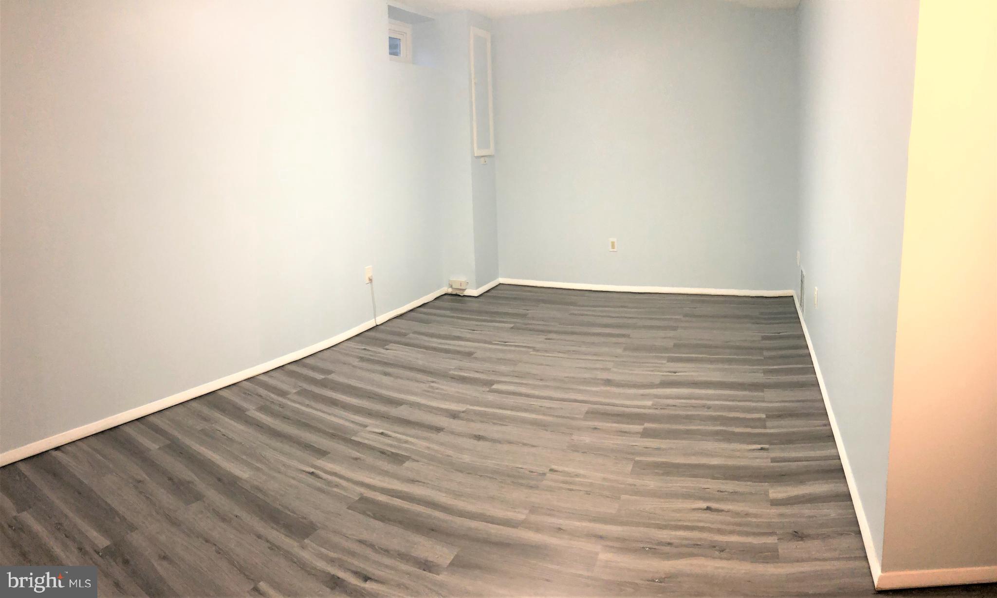 GUNNERS LAKE VILLAGE - Residential