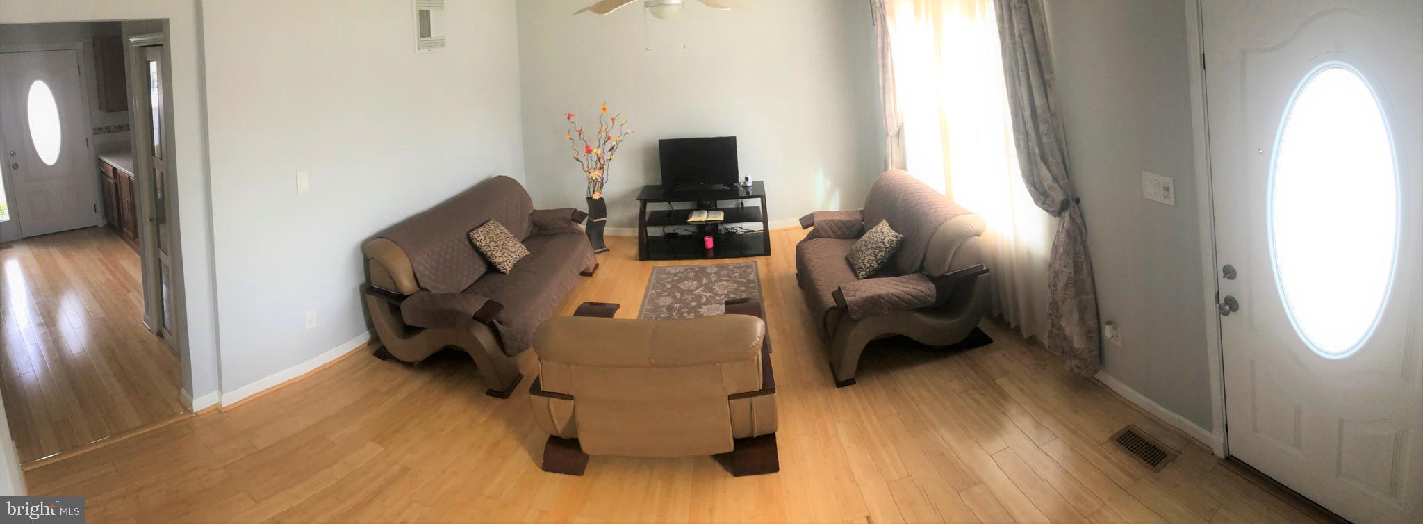 GUNNERS LAKE VILLAGE - Residential