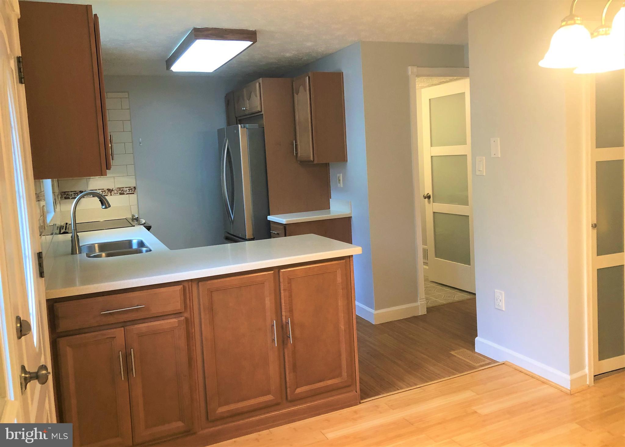 GUNNERS LAKE VILLAGE - Residential