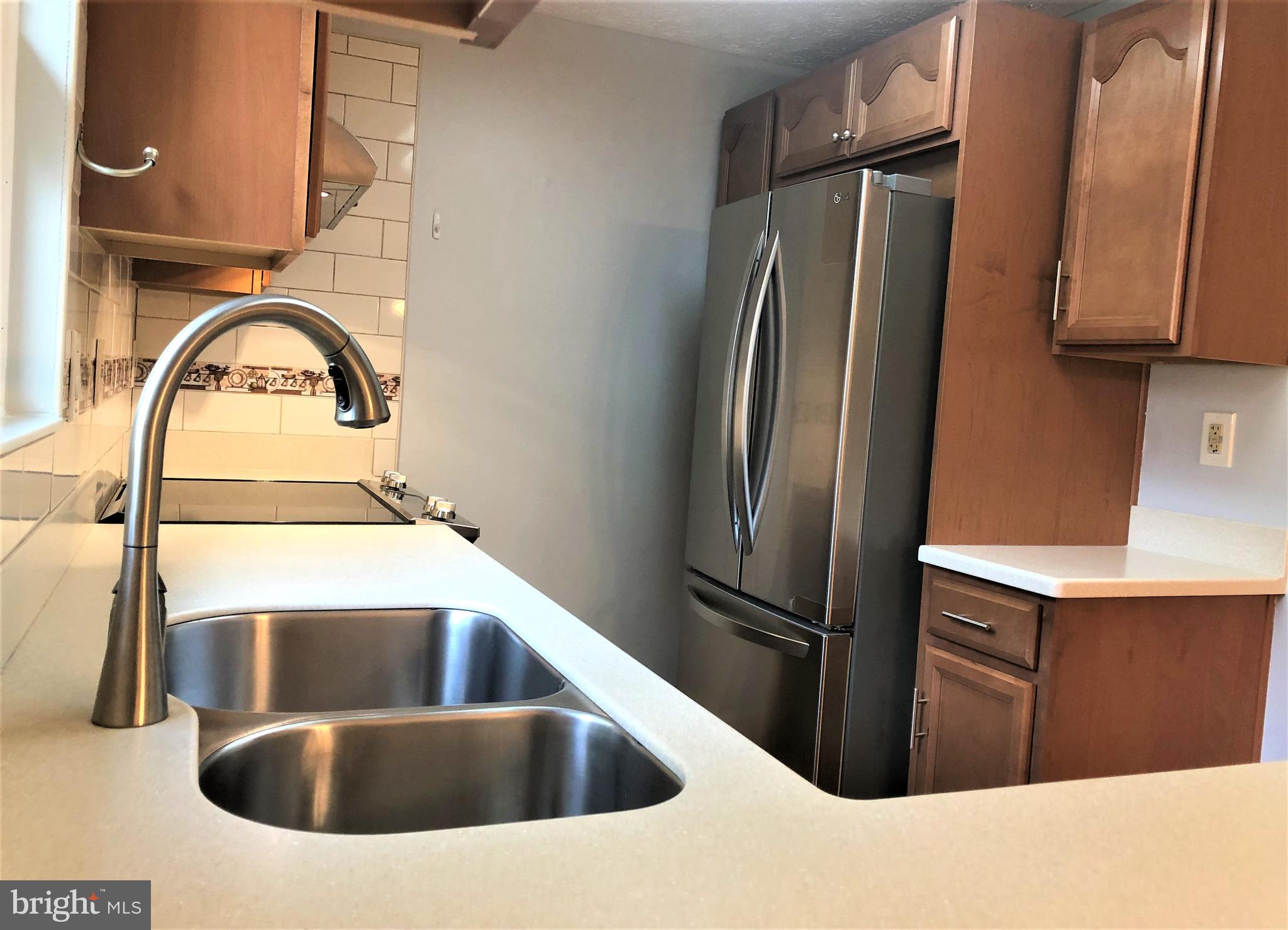 GUNNERS LAKE VILLAGE - Residential