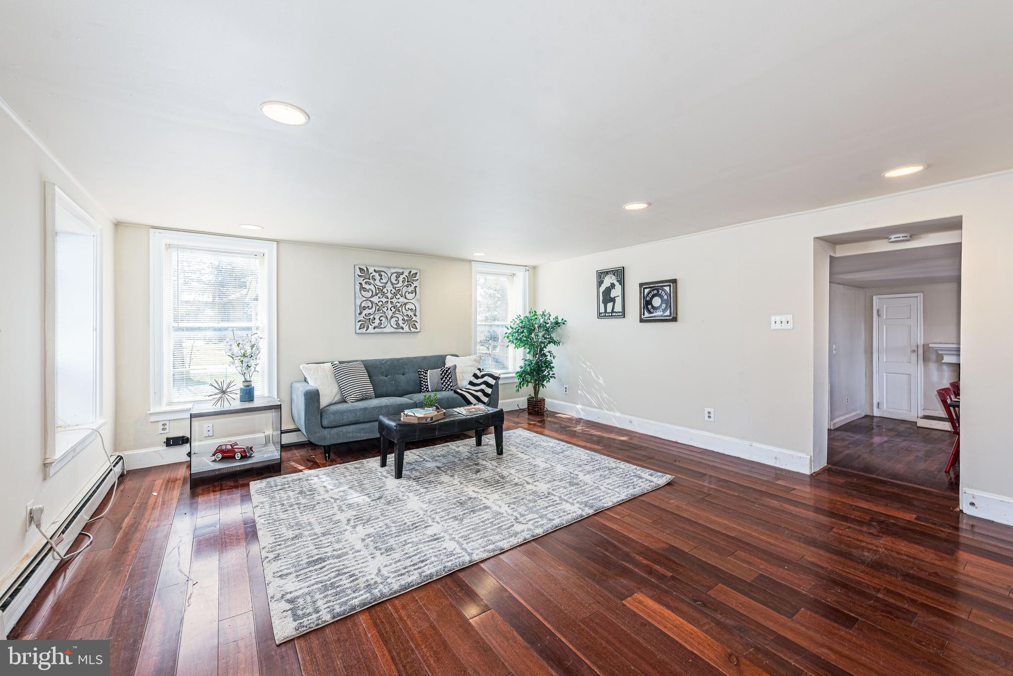 REISTERSTOWN - Residential