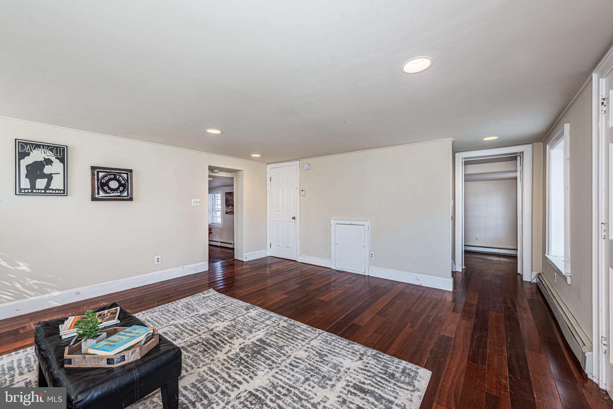 REISTERSTOWN - Residential