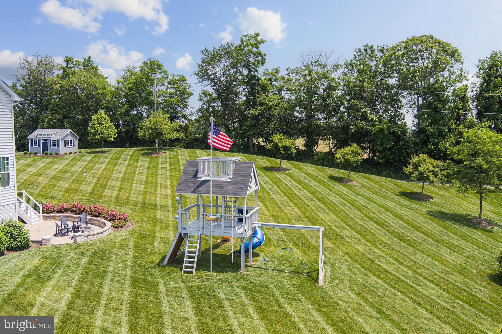 FAIRLANE FARM - Residential