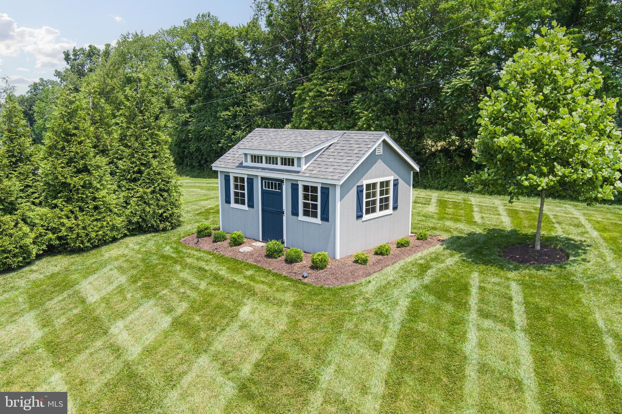 FAIRLANE FARM - Residential