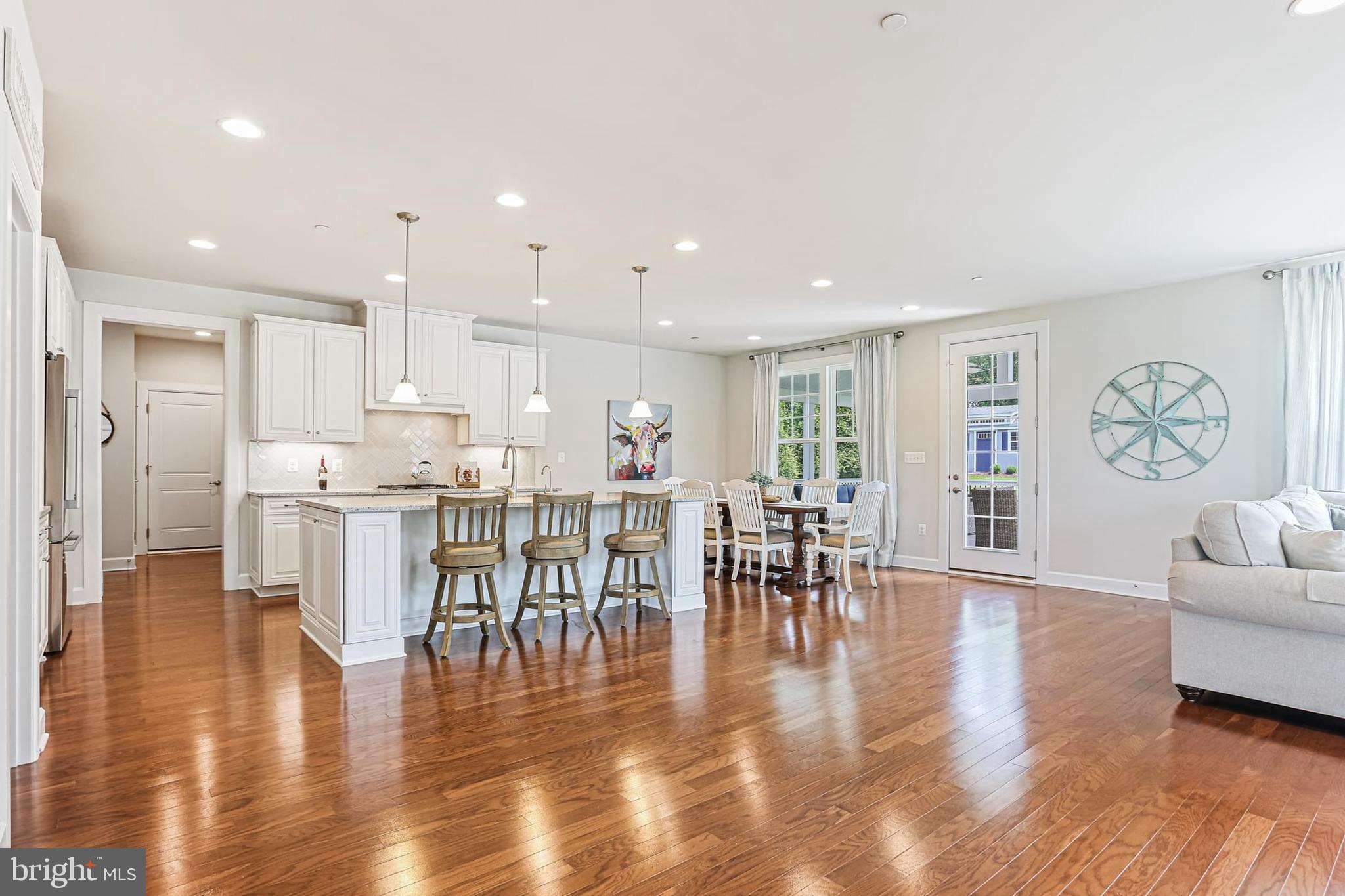 FAIRLANE FARM - Residential