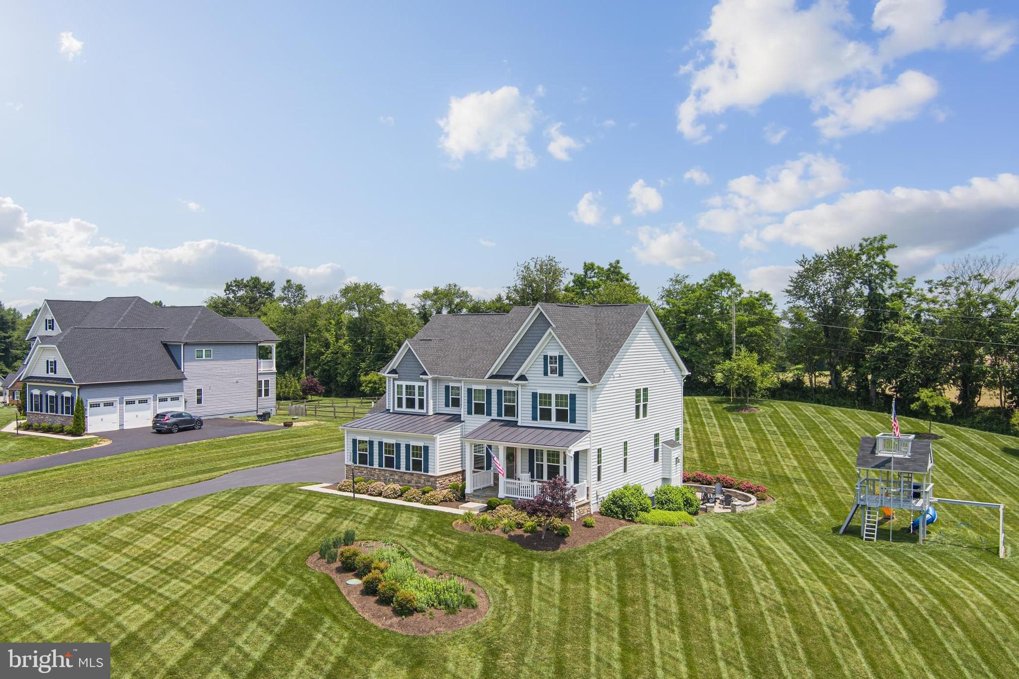 FAIRLANE FARM - Residential