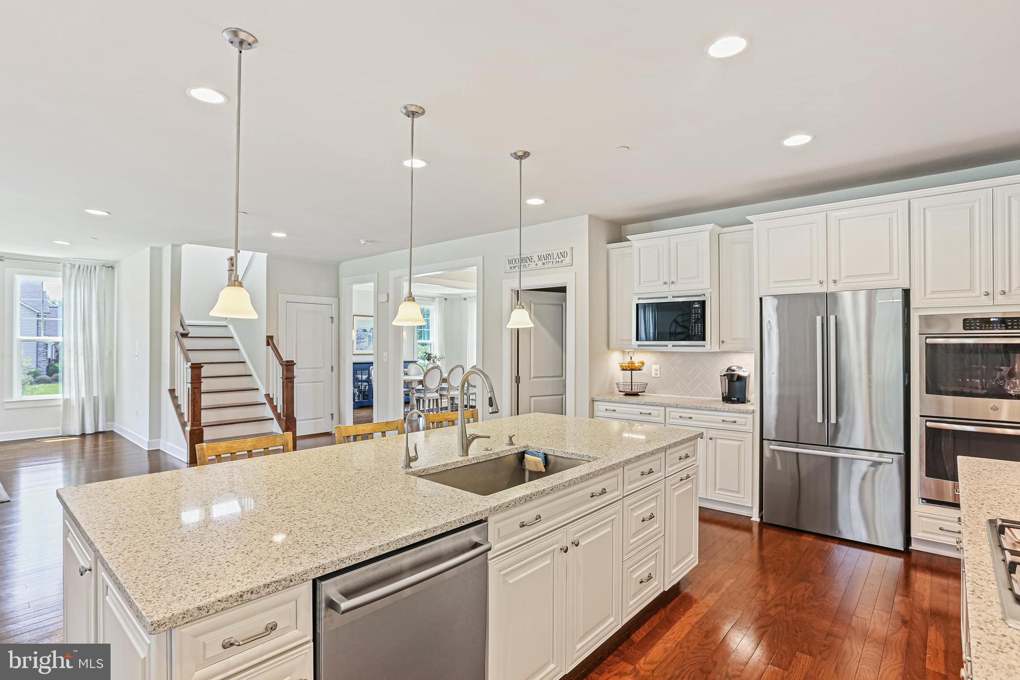 FAIRLANE FARM - Residential