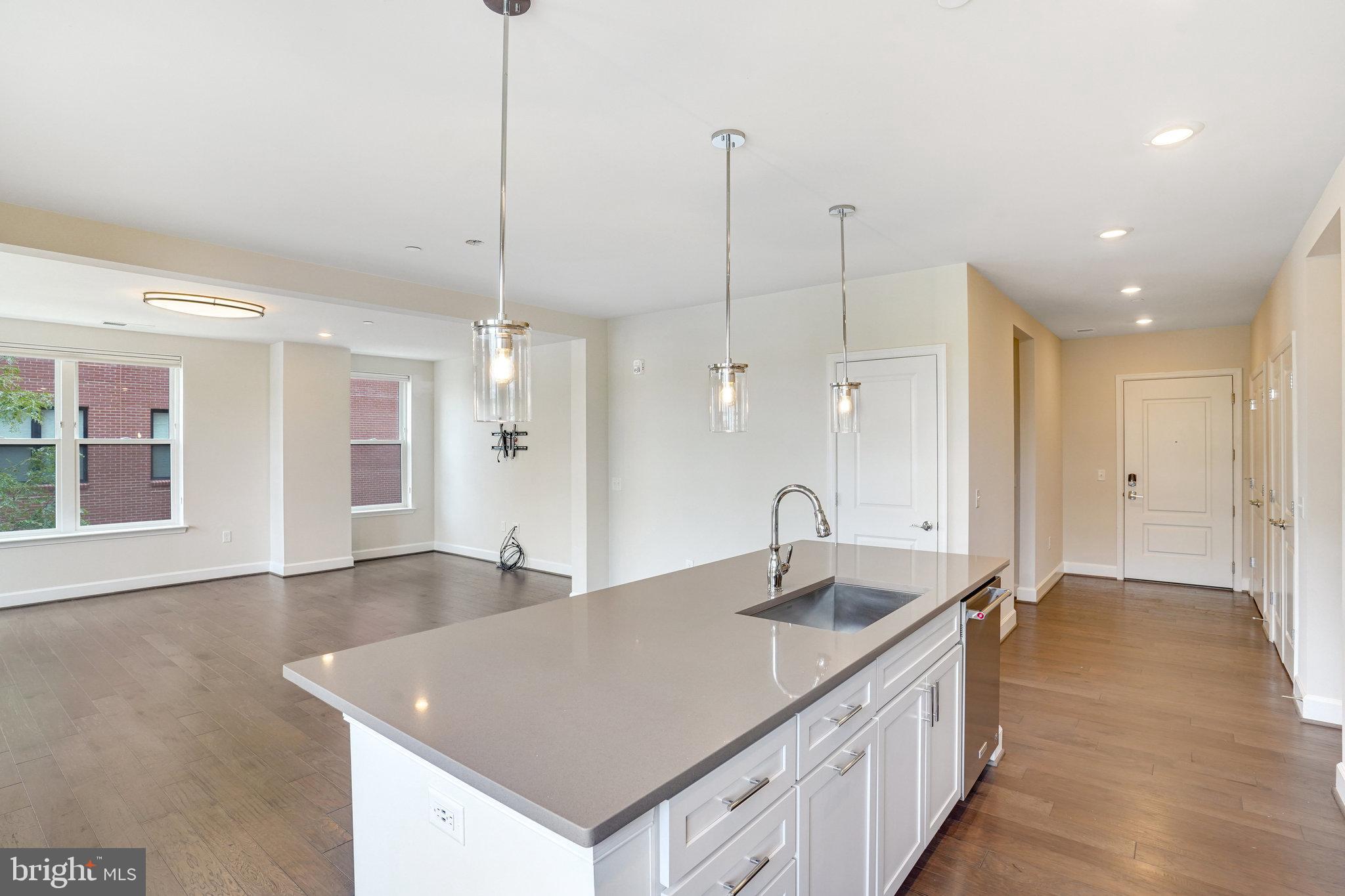 THE ATRIUM AT METROWEST - Residential