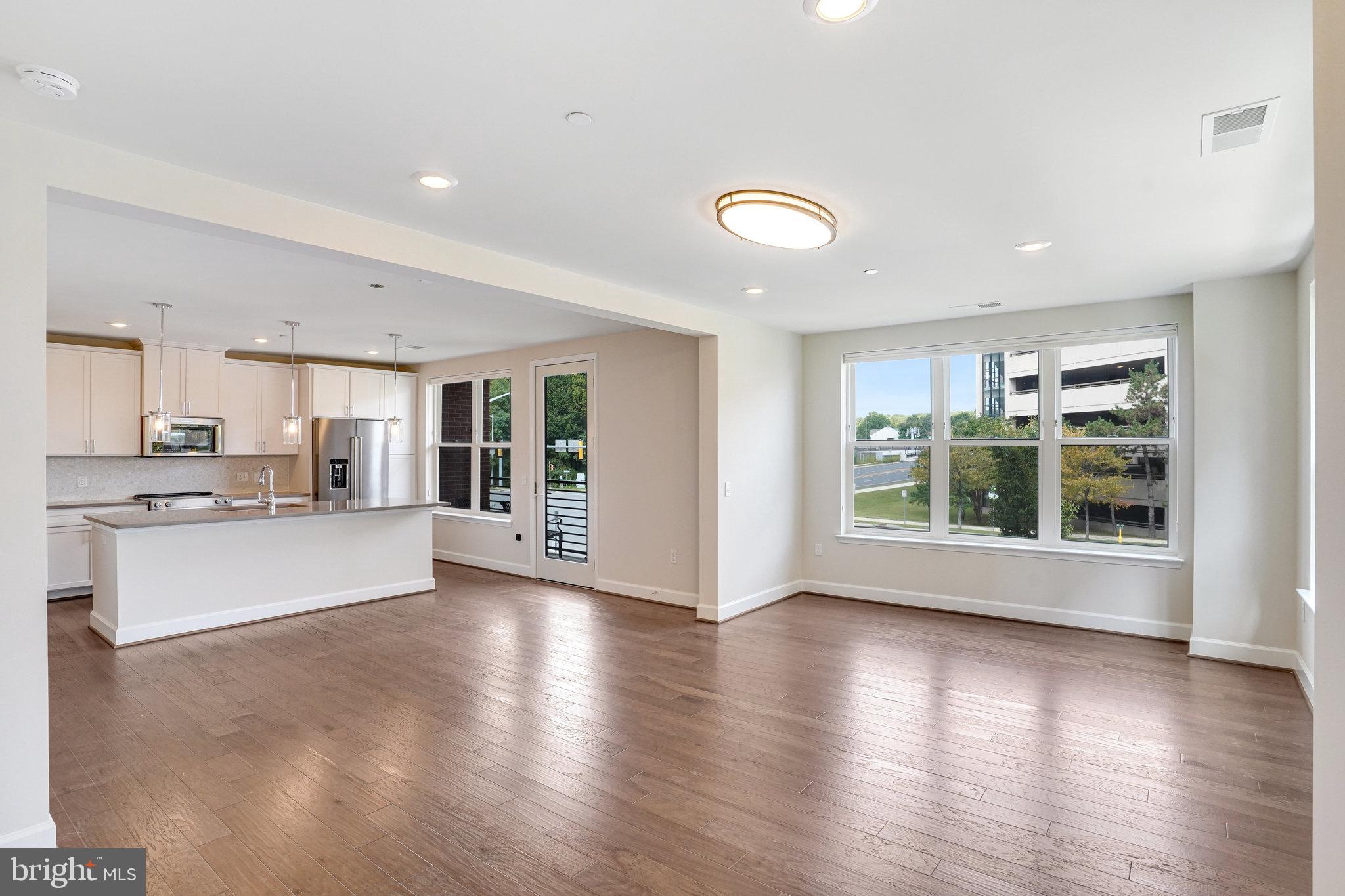 THE ATRIUM AT METROWEST - Residential