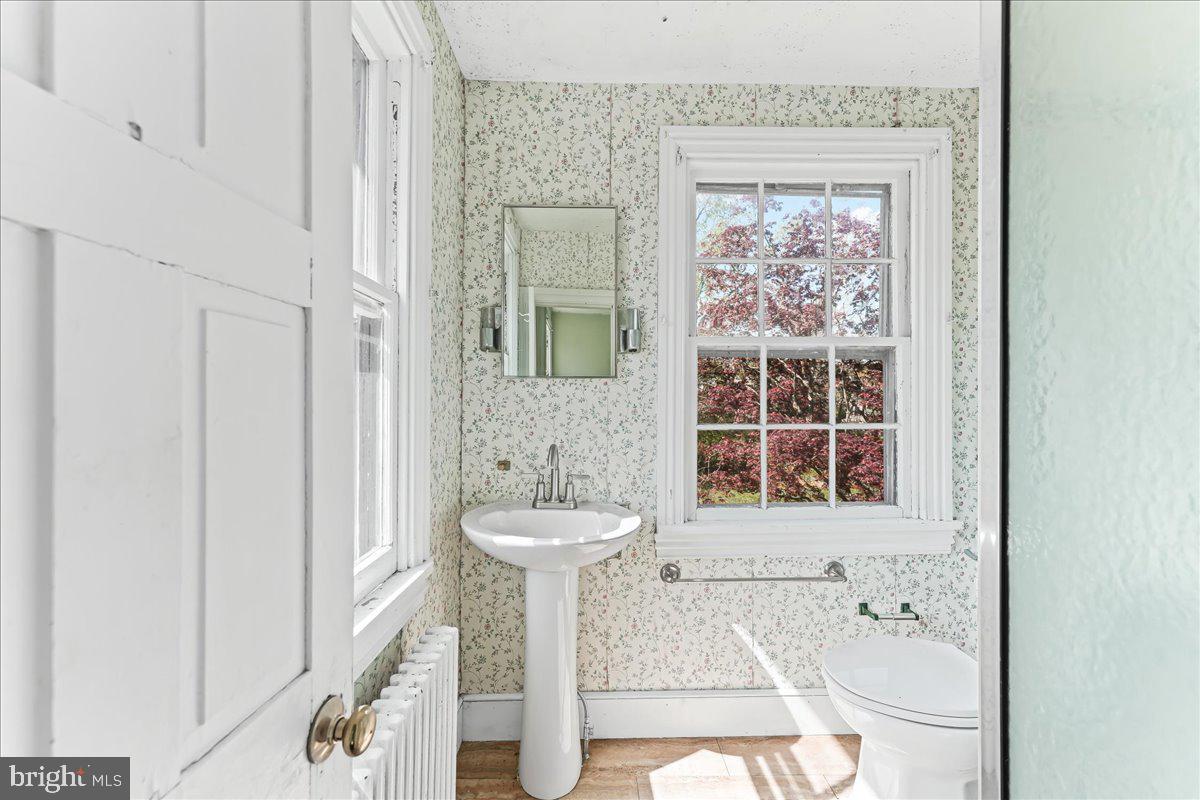 WILLOWDALE - Residential