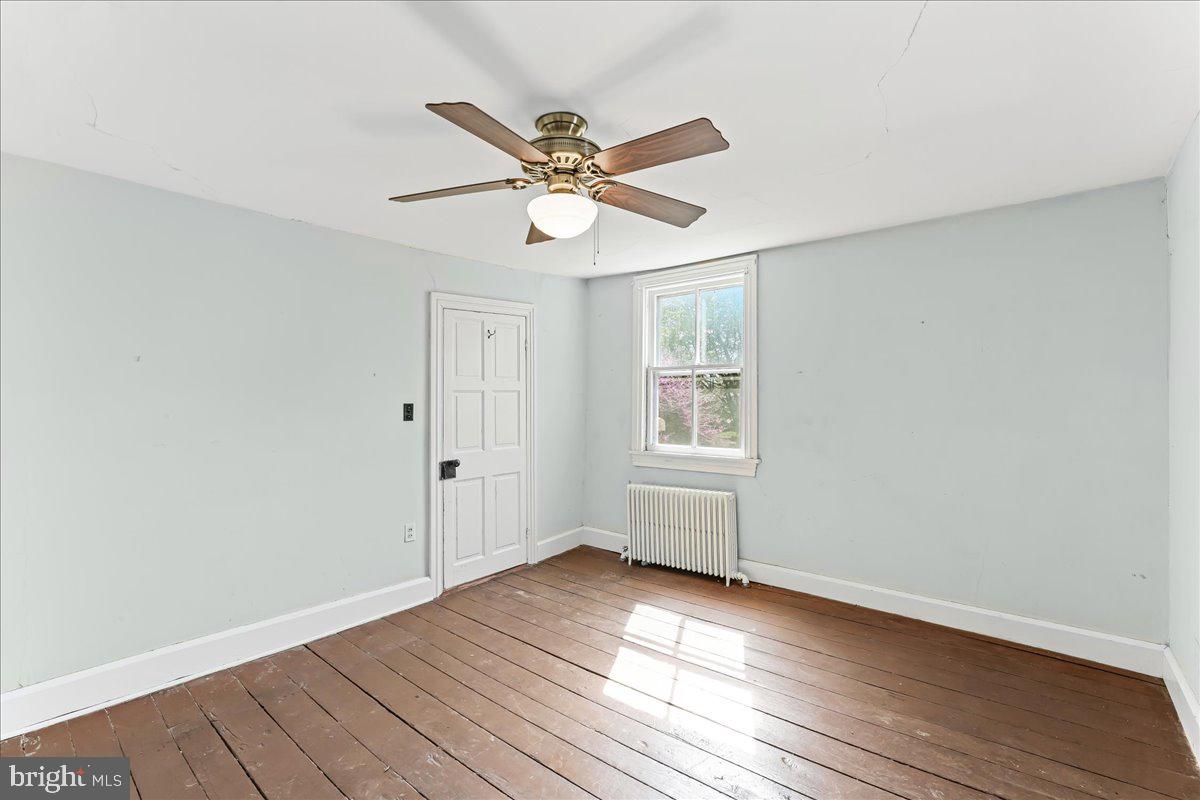 WILLOWDALE - Residential