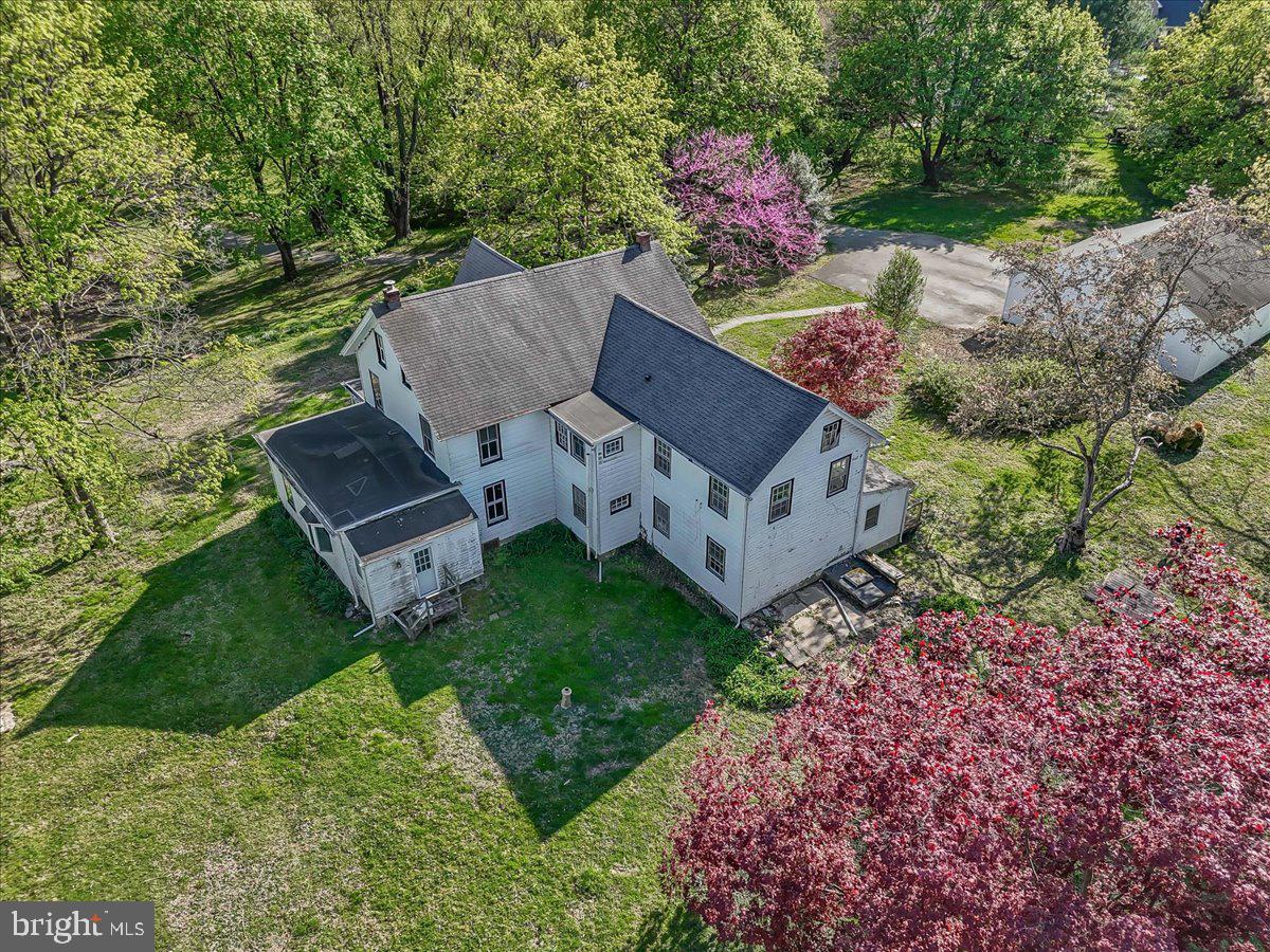 WILLOWDALE - Residential