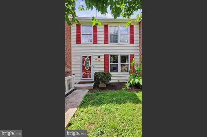 14 FITZHARDING PLACE