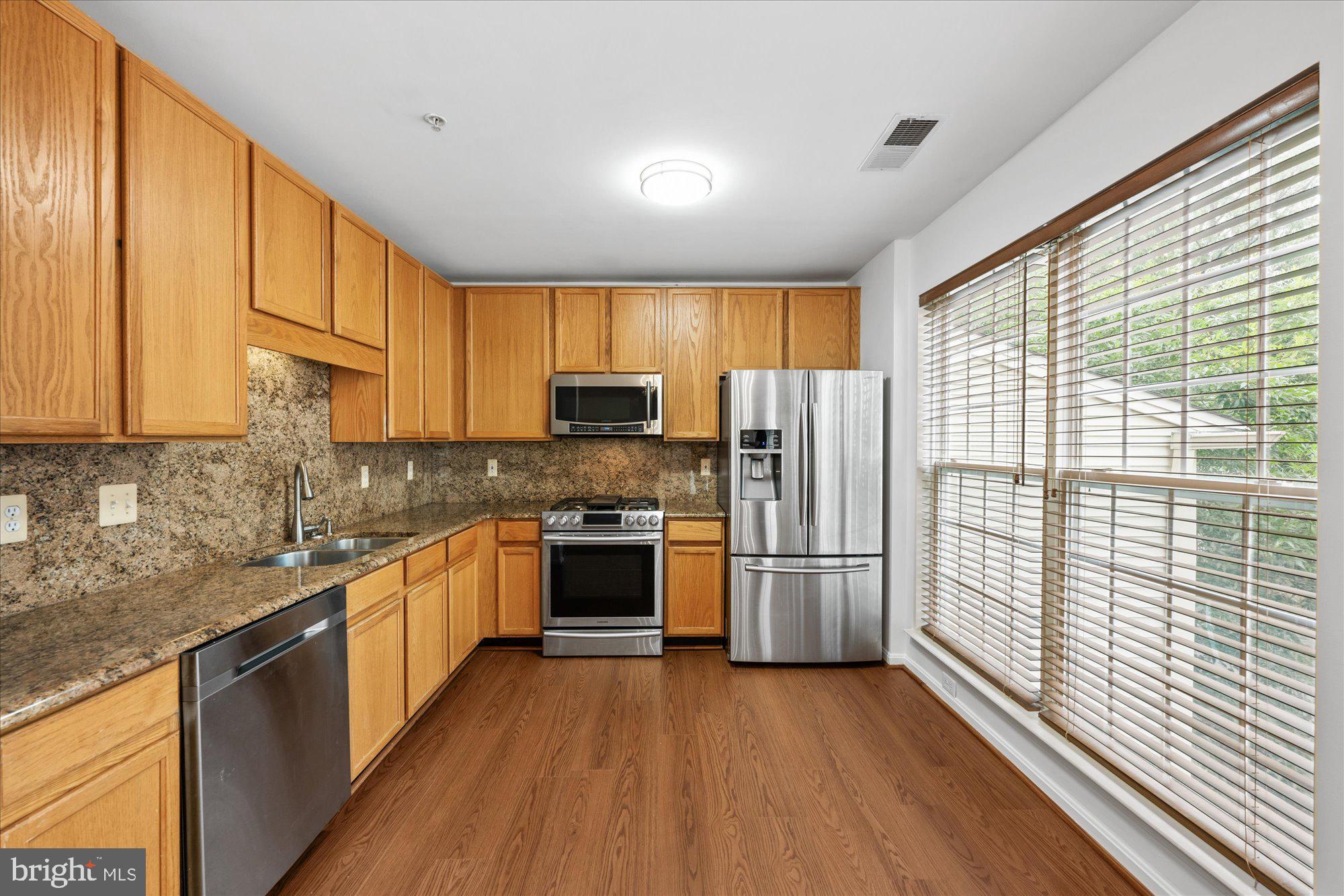 EDSON PARK - Residential