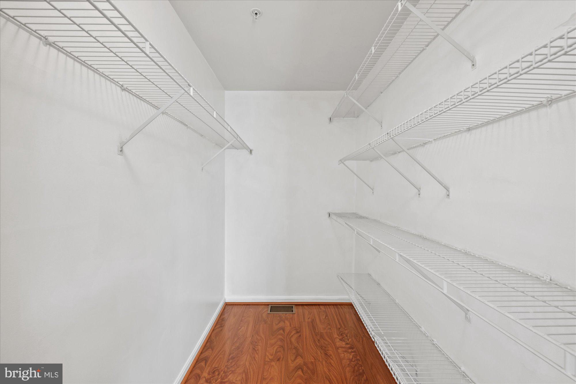 EDSON PARK - Residential