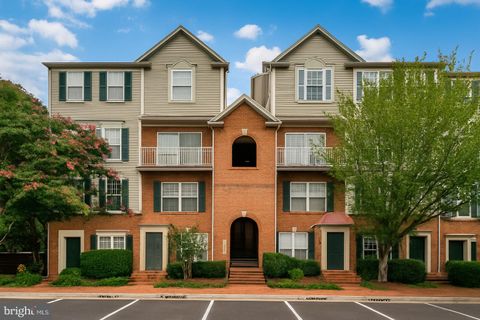 Photo of 11204 Edson Park Place #8, ROCKVILLE, MD 20852 (MLS # MDMC2199100)