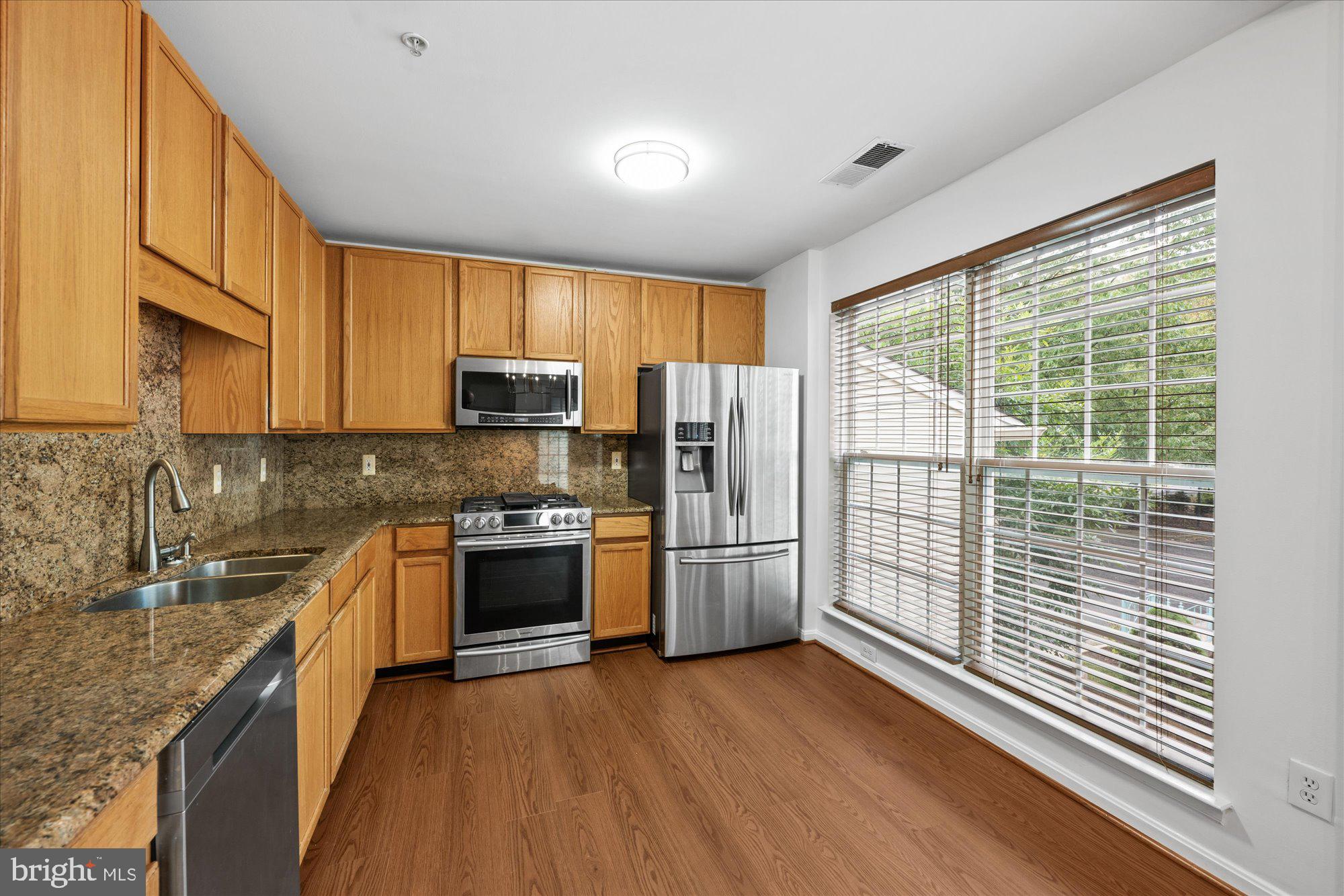 EDSON PARK - Residential