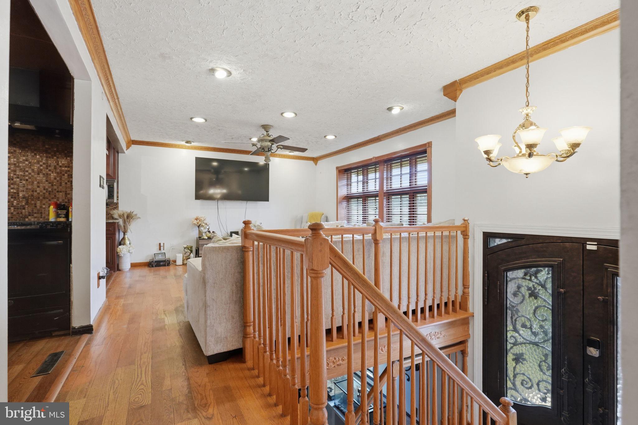13 DARTMOUTH DRIVE