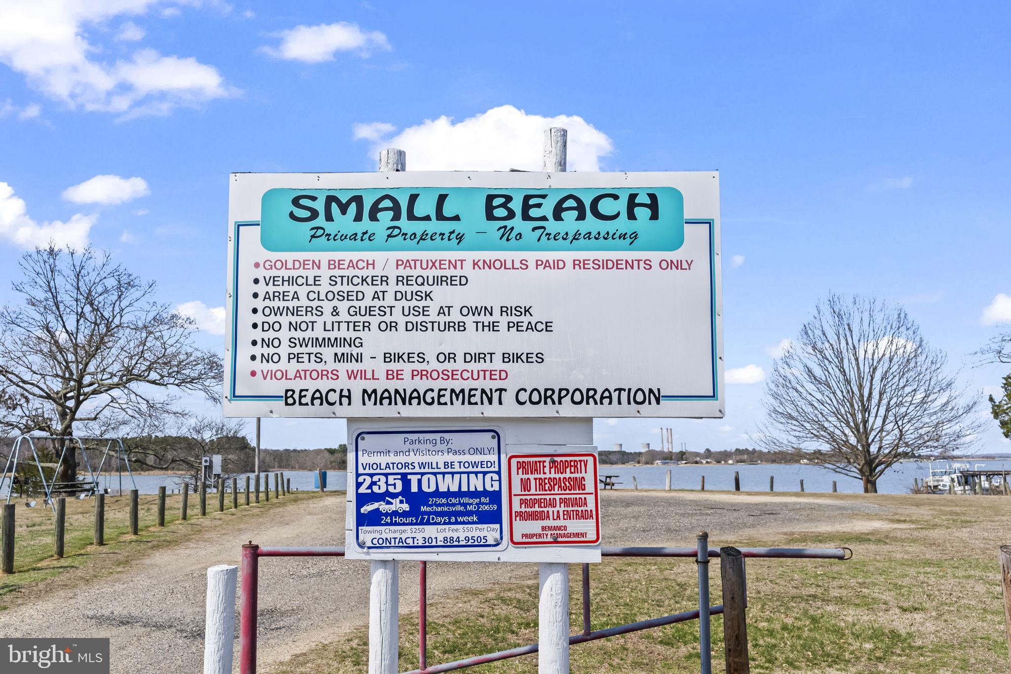 GOLDEN BEACH - Residential