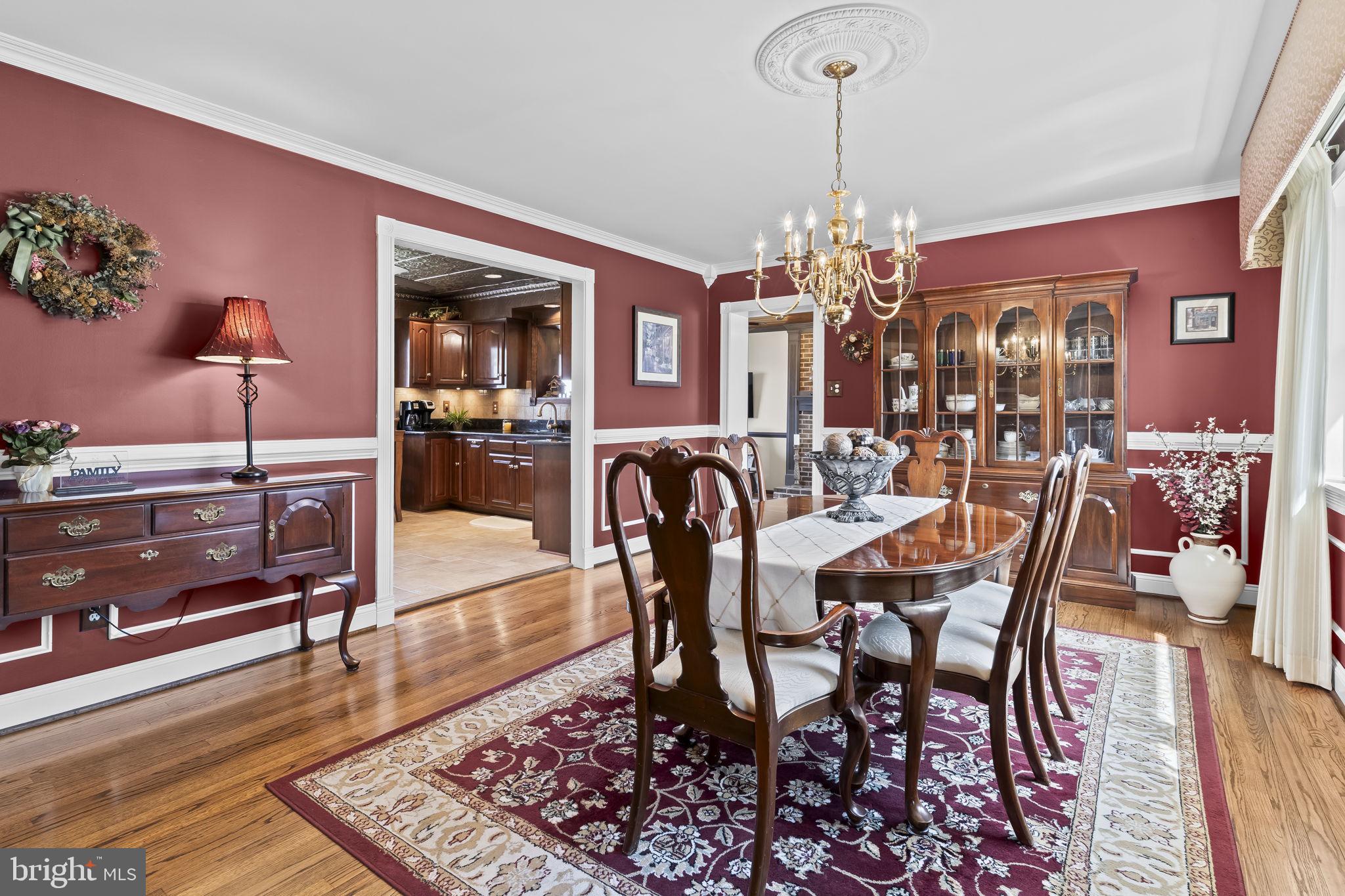 GOLDEN BEACH - Residential