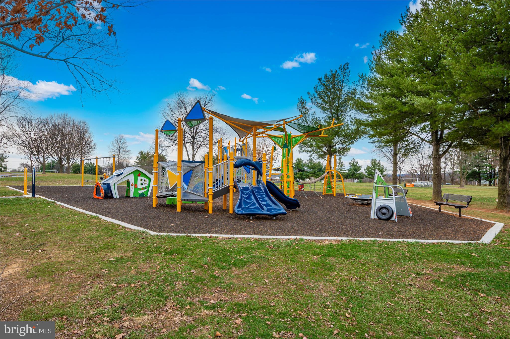 LINTON AT BALLENGER - Residential