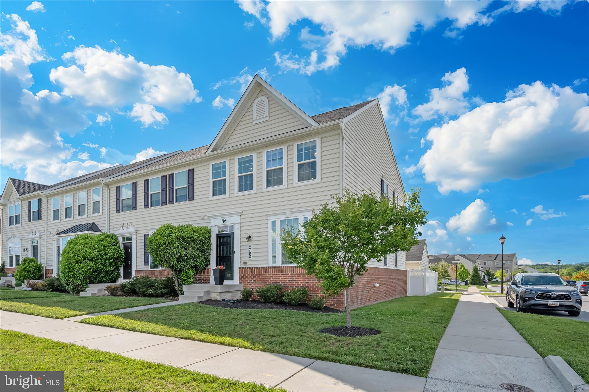 LINTON AT BALLENGER - Residential