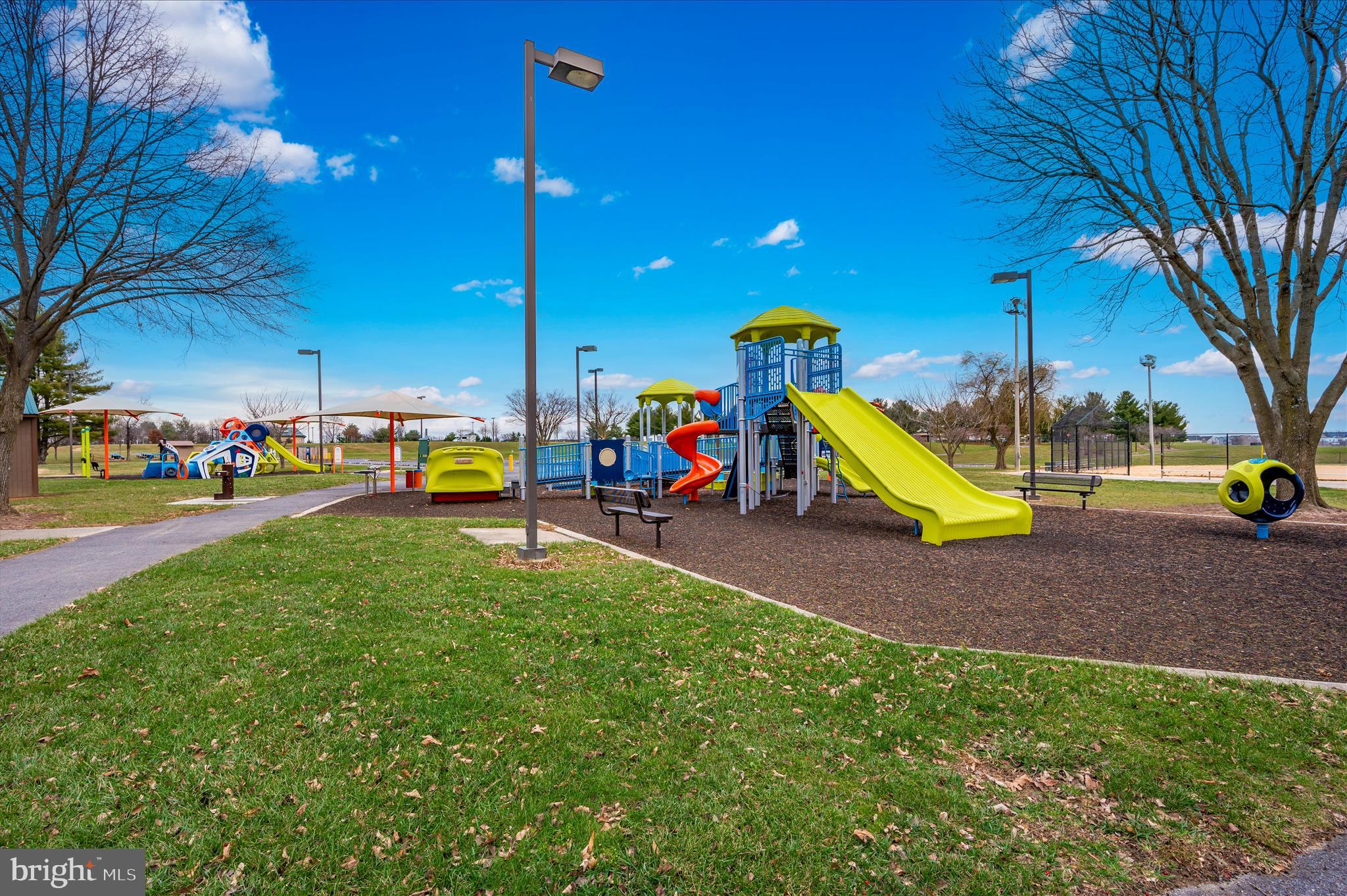 LINTON AT BALLENGER - Residential