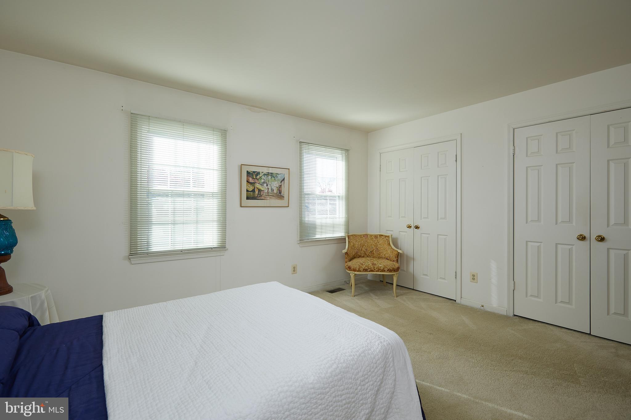 MANOR VILLAGE - Residential