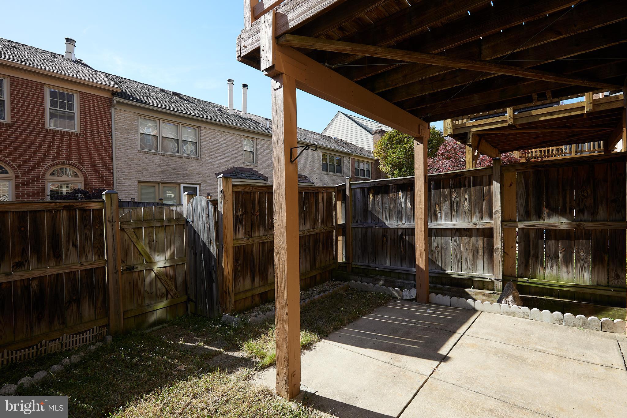 MANOR VILLAGE - Residential