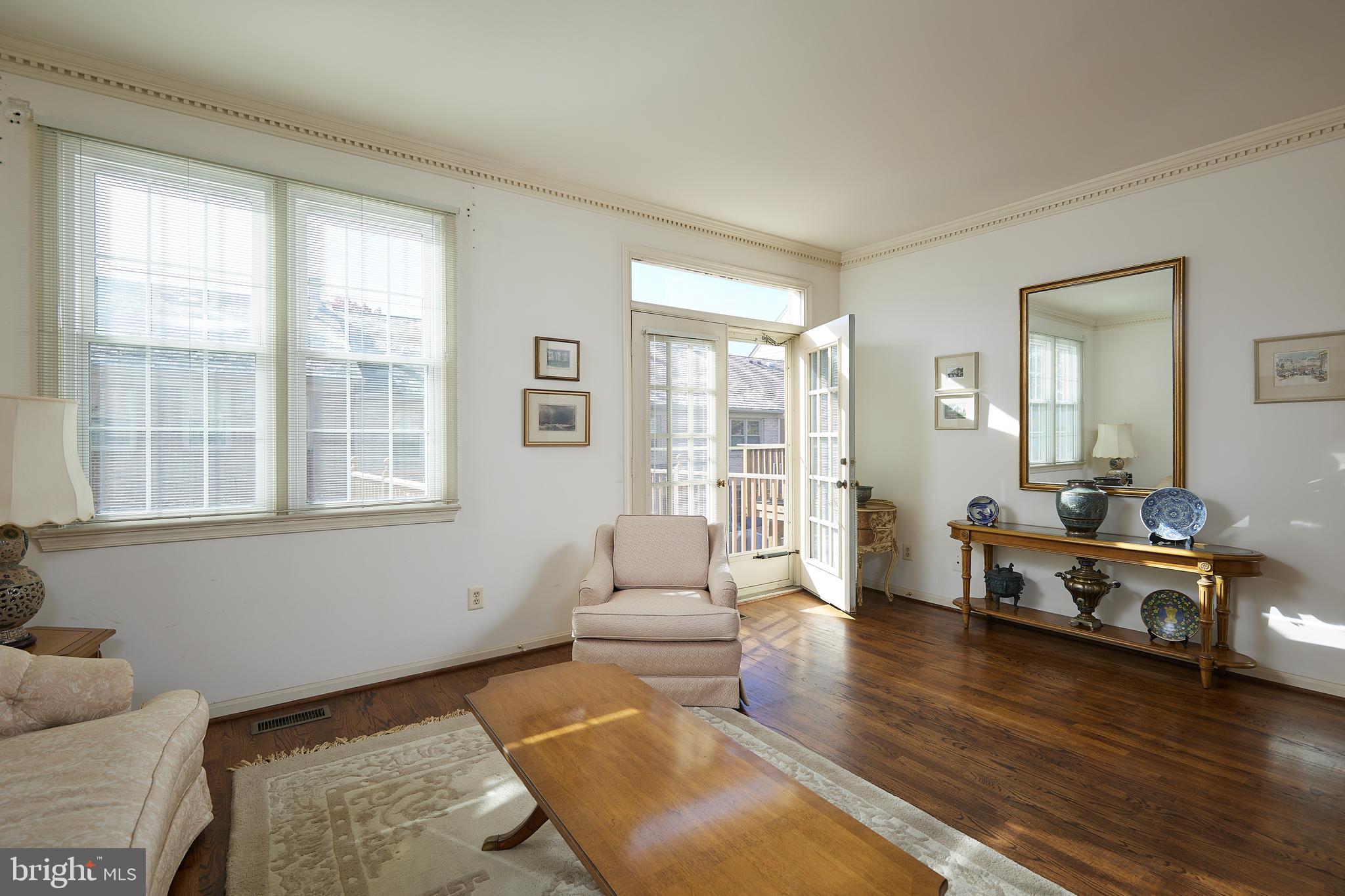 MANOR VILLAGE - Residential