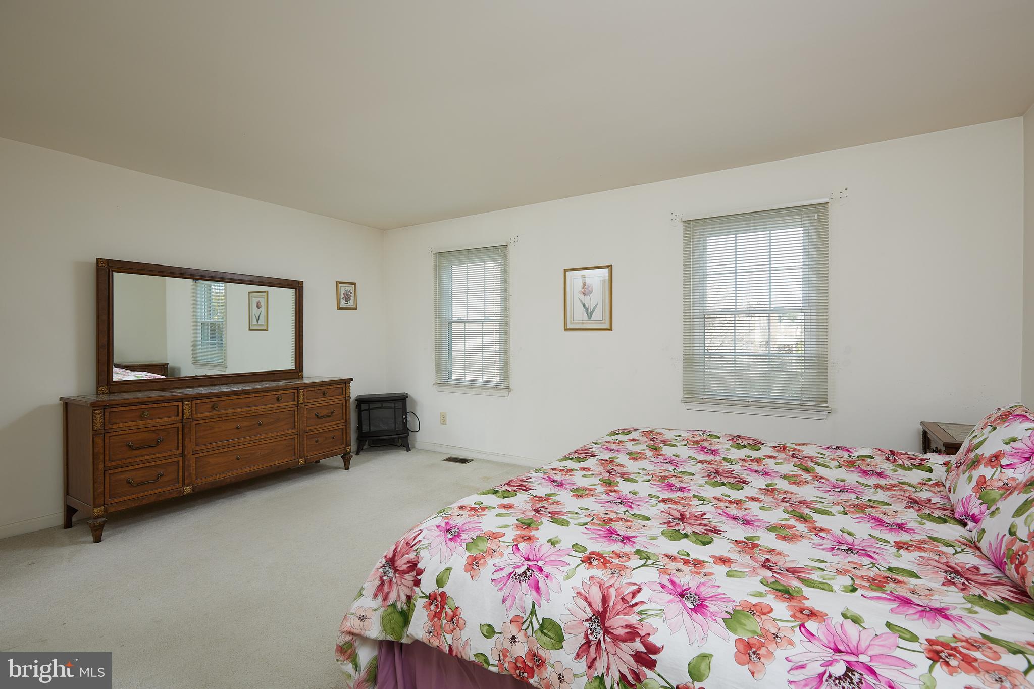 MANOR VILLAGE - Residential