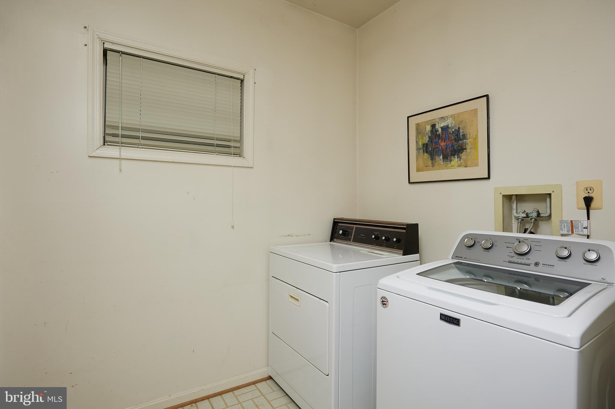 MANOR VILLAGE - Residential