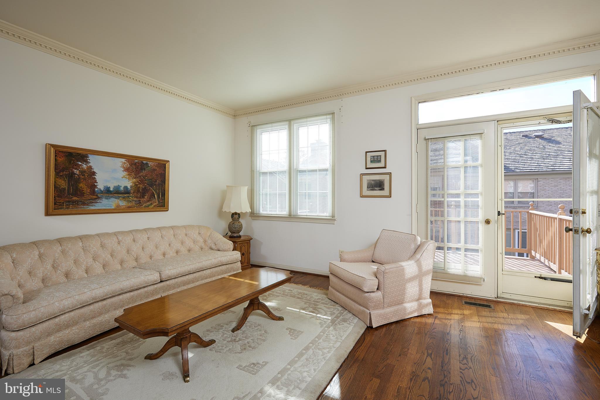 MANOR VILLAGE - Residential