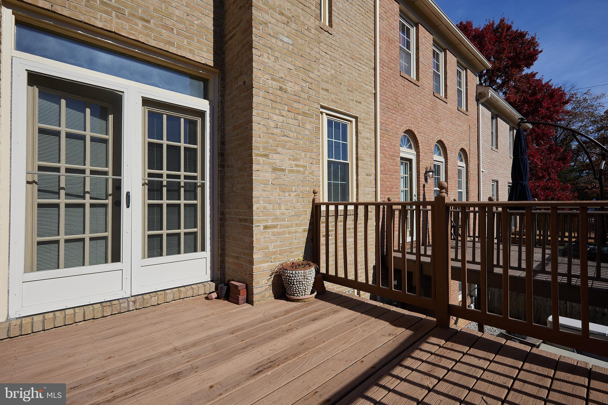 MANOR VILLAGE - Residential