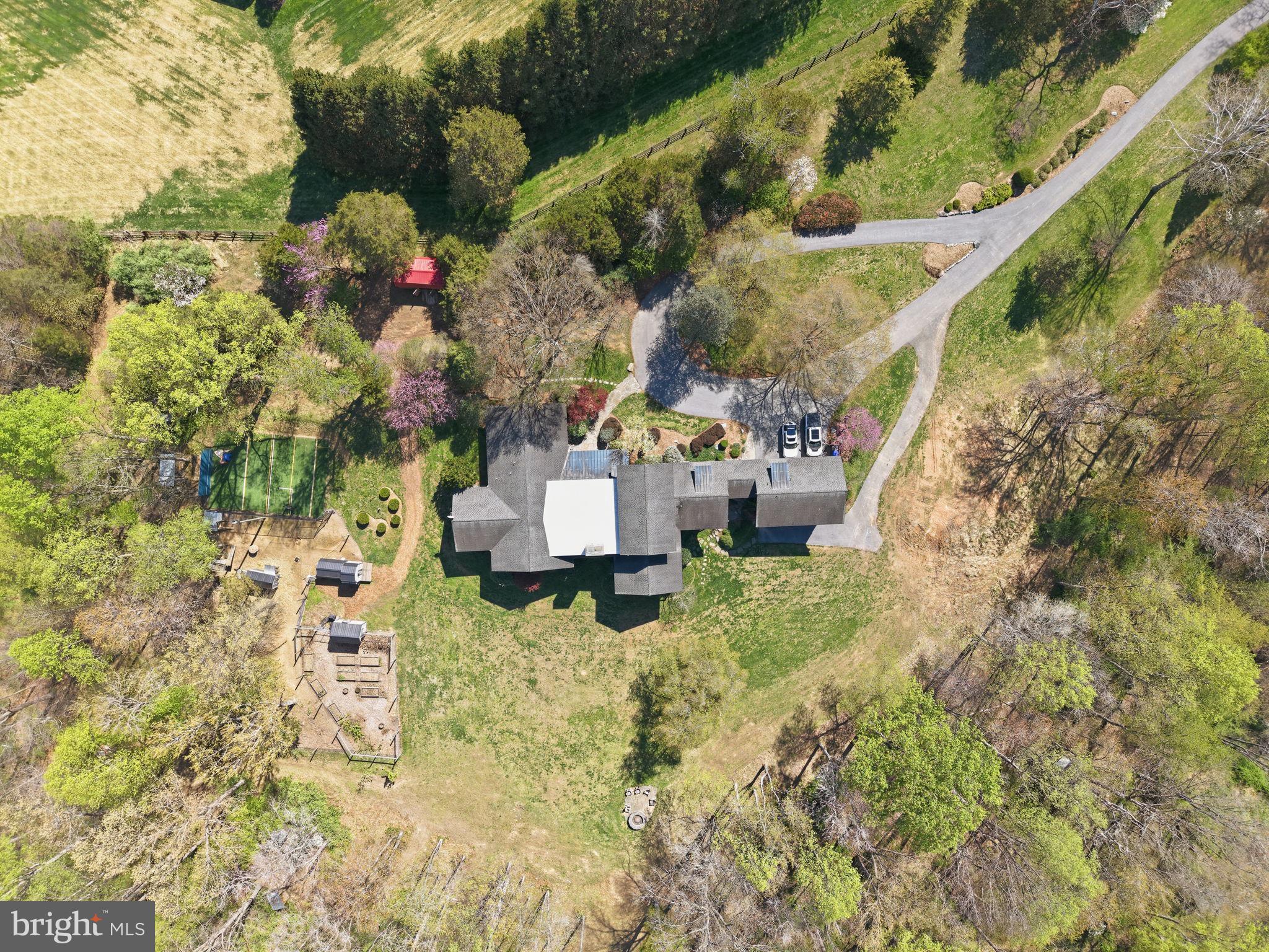 DARNESTOWN OUTSIDE - Residential