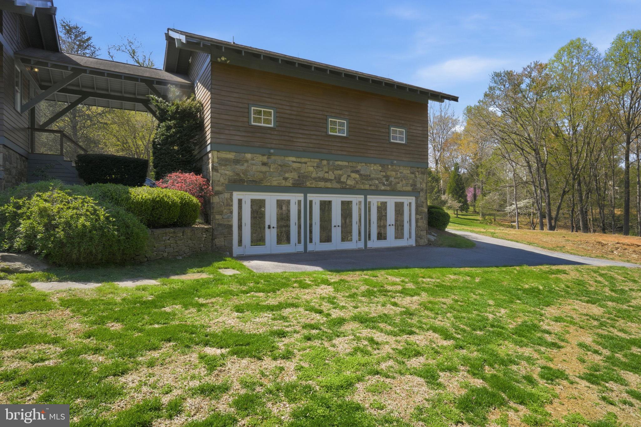 DARNESTOWN OUTSIDE - Residential