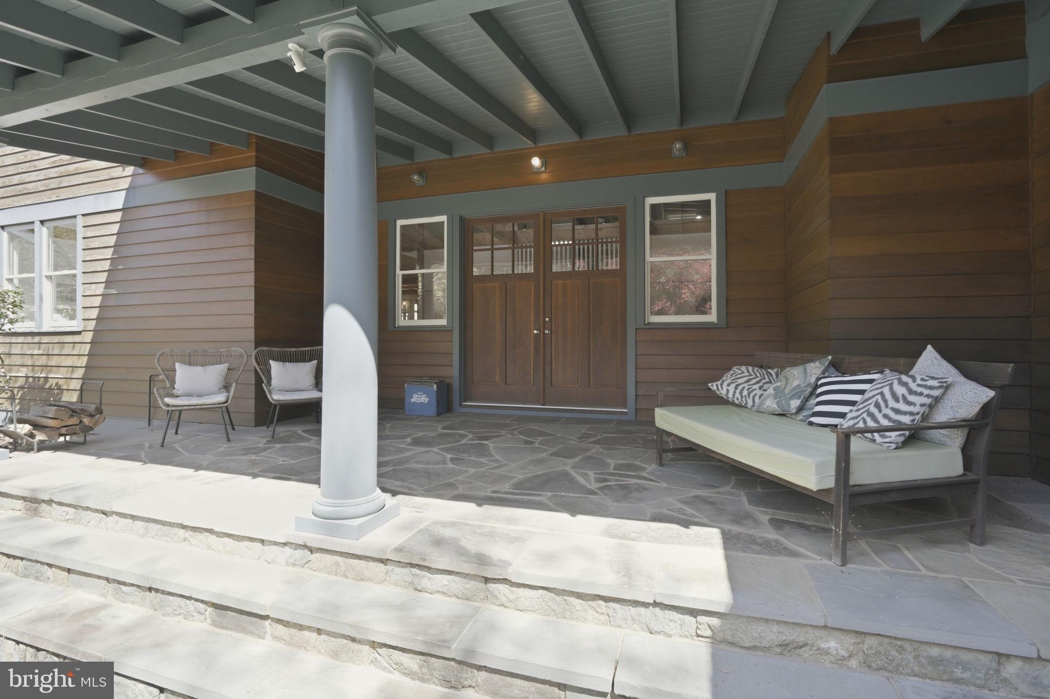 DARNESTOWN OUTSIDE - Residential