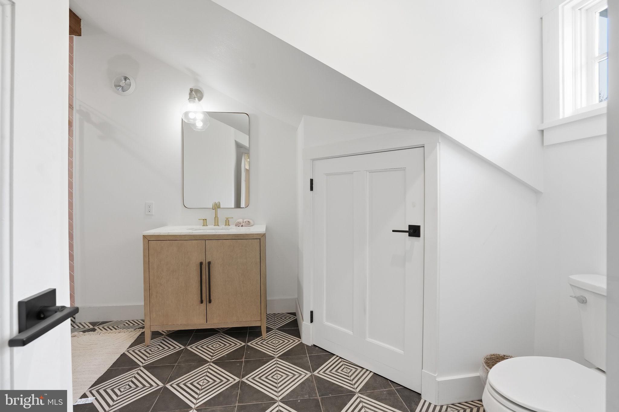 DARNESTOWN OUTSIDE - Residential