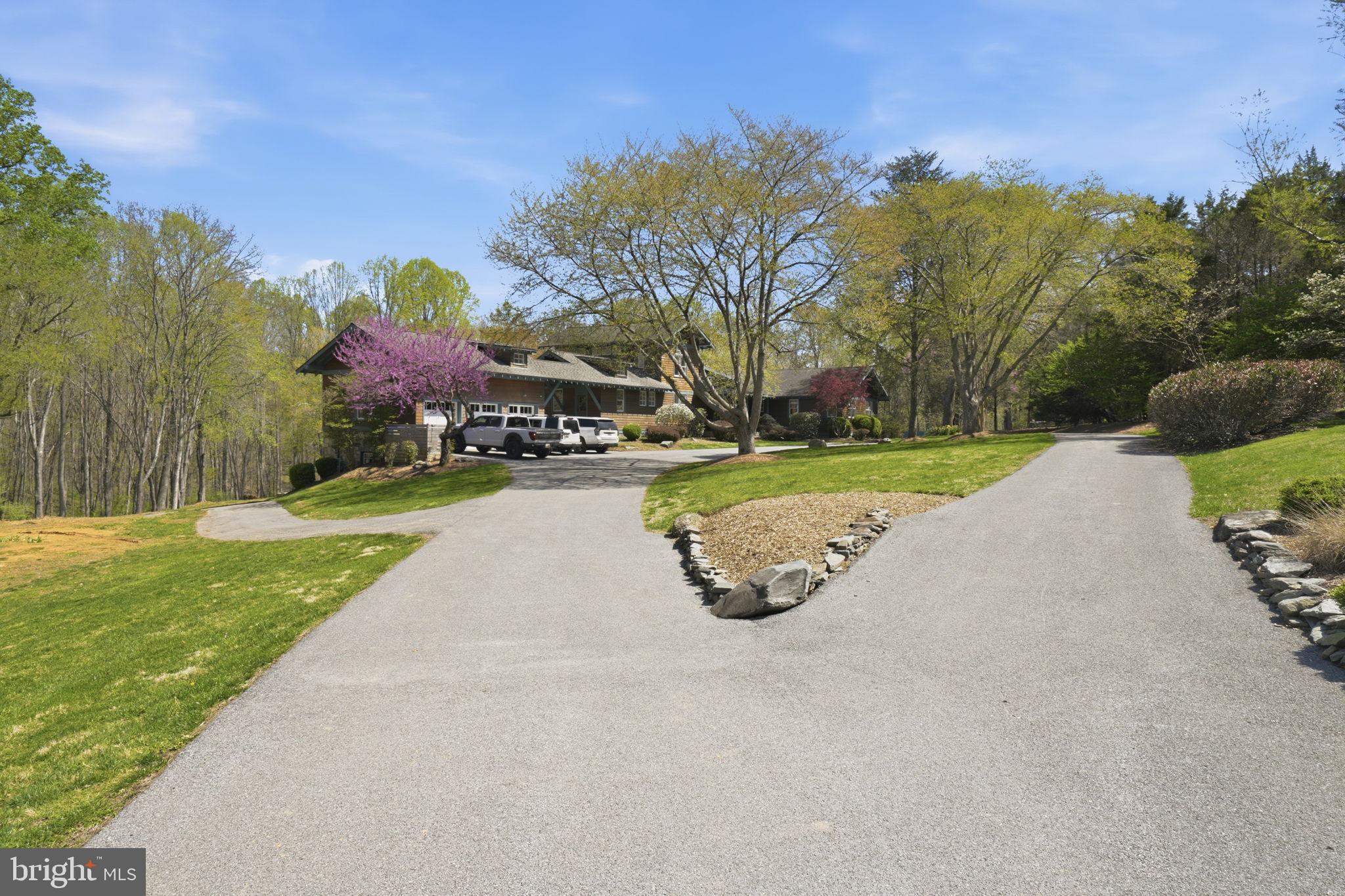 DARNESTOWN OUTSIDE - Residential