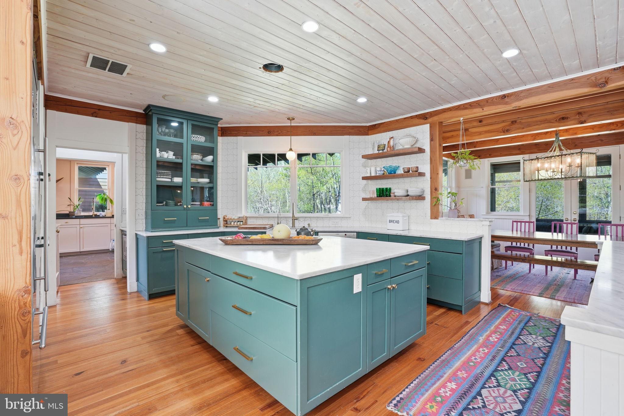 DARNESTOWN OUTSIDE - Residential