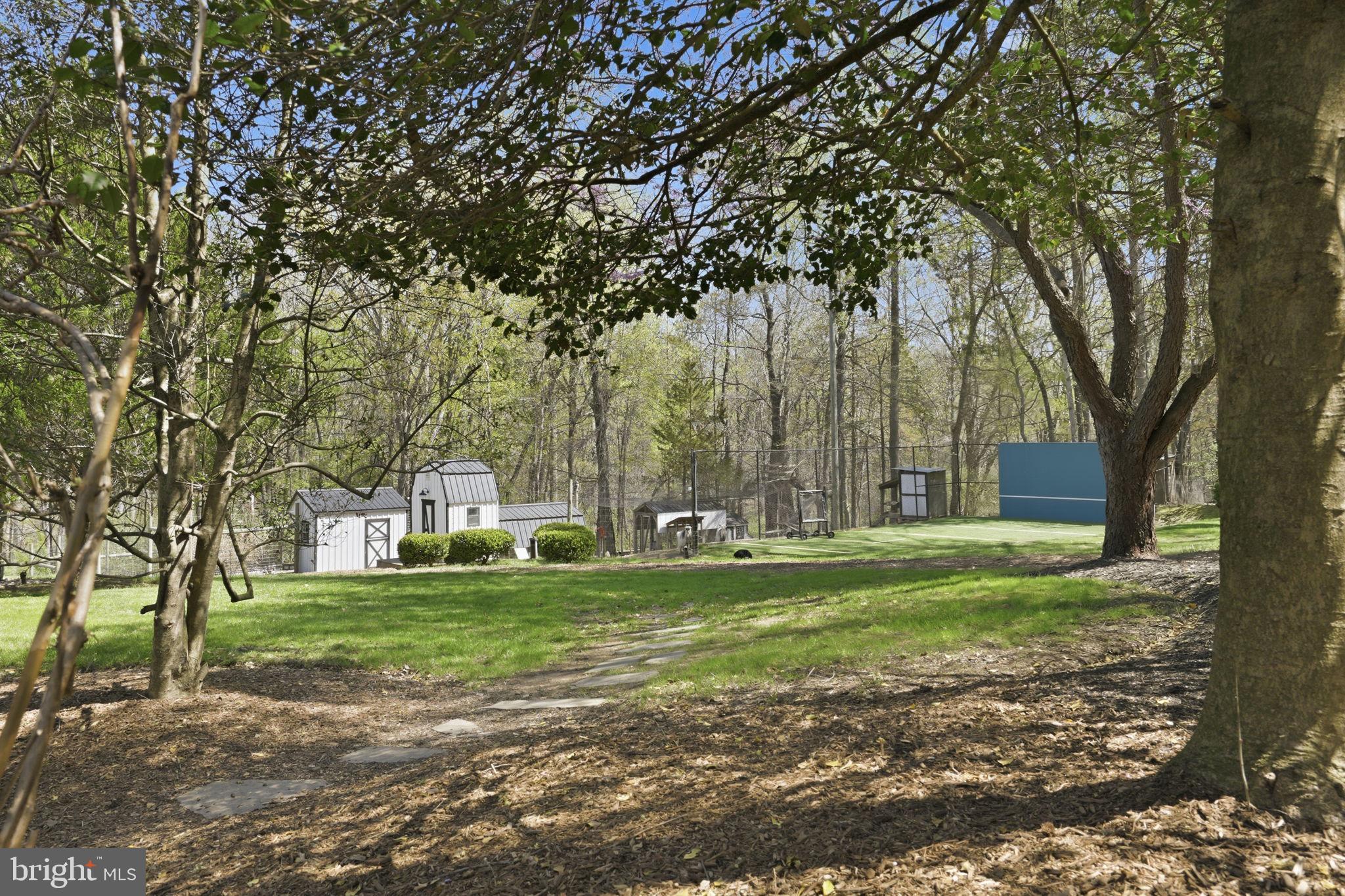 DARNESTOWN OUTSIDE - Residential