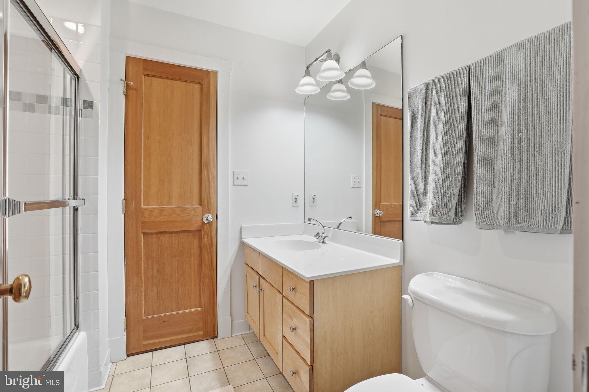 DARNESTOWN OUTSIDE - Residential