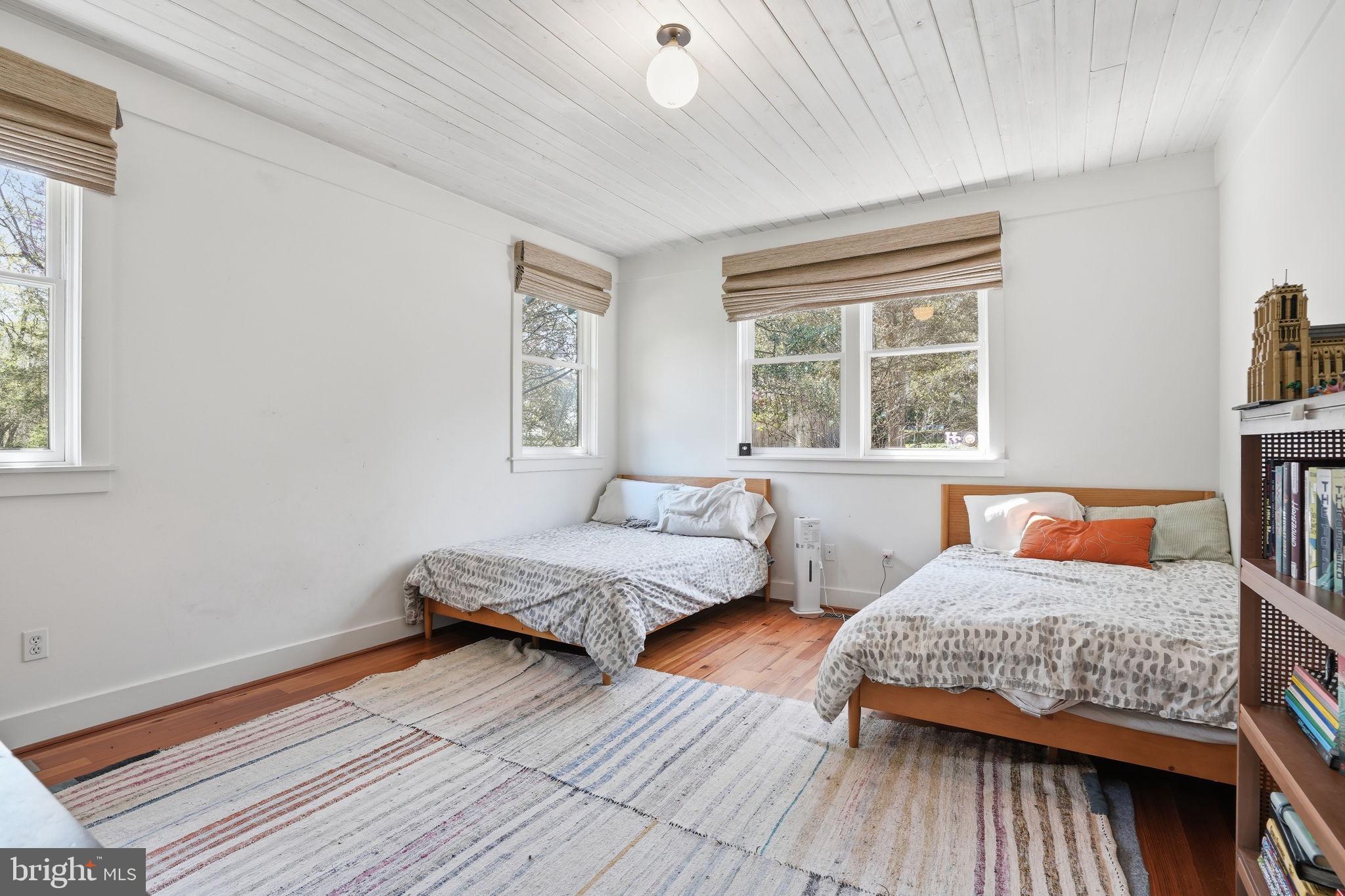 DARNESTOWN OUTSIDE - Residential