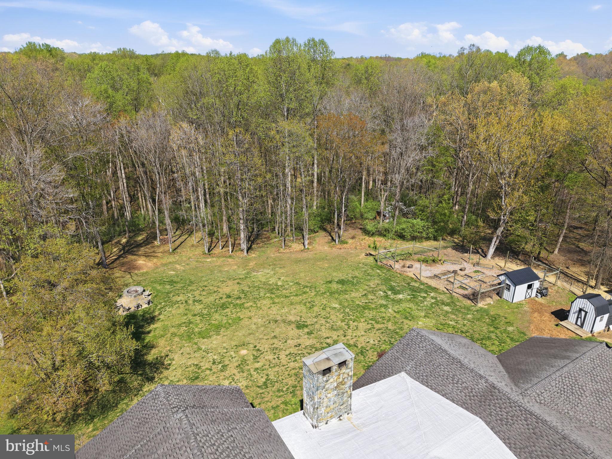 DARNESTOWN OUTSIDE - Residential