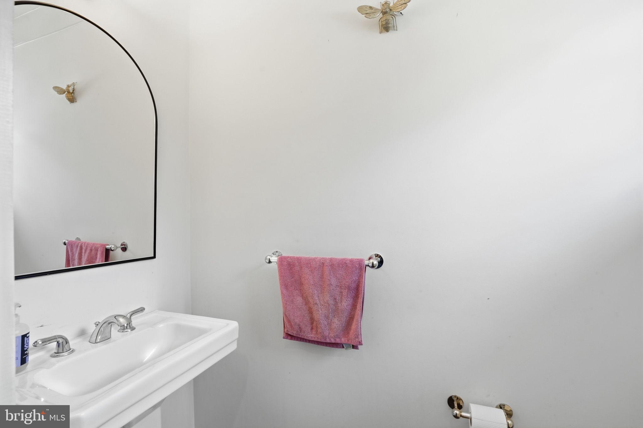 DARNESTOWN OUTSIDE - Residential